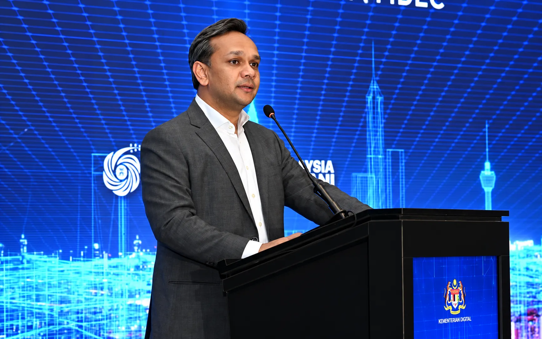 Image of MDEC CEO Anuar Fariz Fadzil to Conclude Two-Year Tenure After Securing RM180 Billion in Digital Investments For Nation